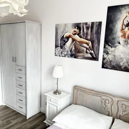 Apartment Z Widokiem, Bezplatny Parking I Wi-fi