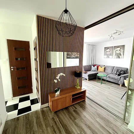 Apartment Z Widokiem, Bezplatny Parking I Wi-fi *